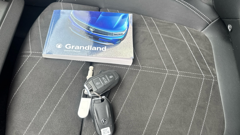 Vauxhall Grandland 1.2 Turbo Ultimate 5dr Auto Petrol Hatchback